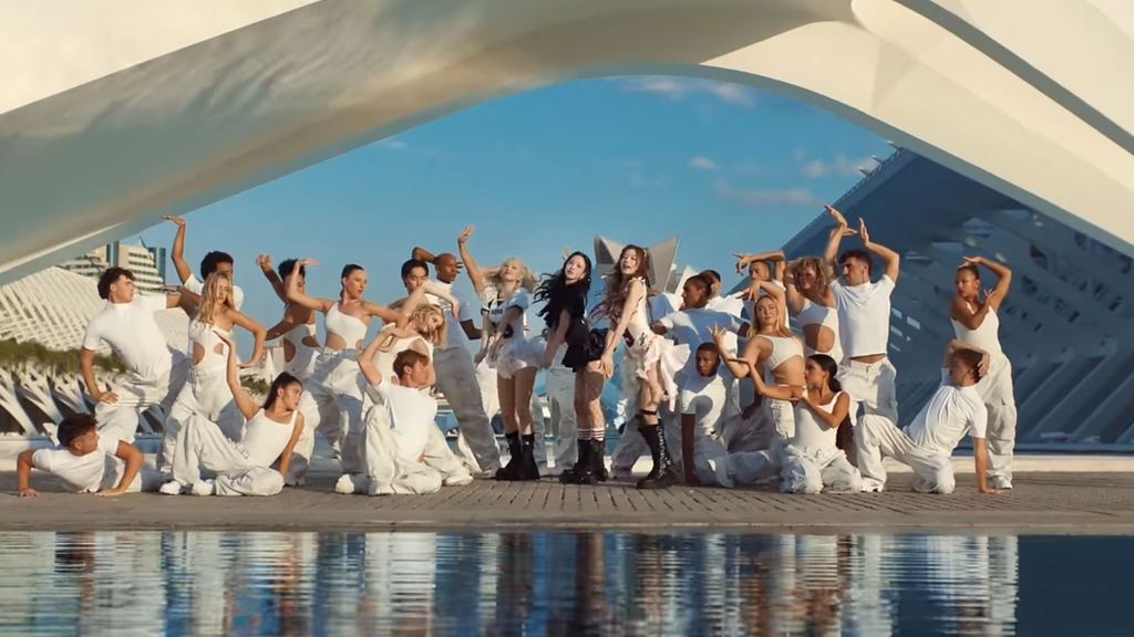 Twice y Valencia se unen: el nuevo videoclip 'Identity' brillará en la Ciudad de las Artes y las Ciencias