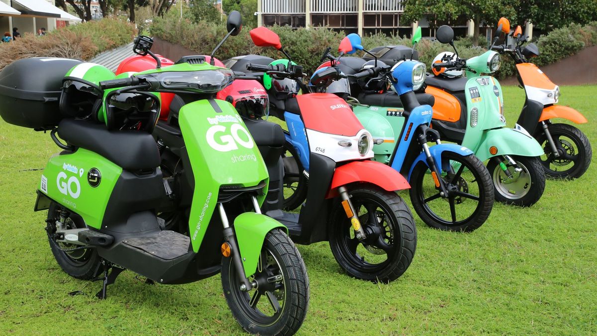 La moto eléctrica de uso compartido llega al Área Metropolitana de Barcelona