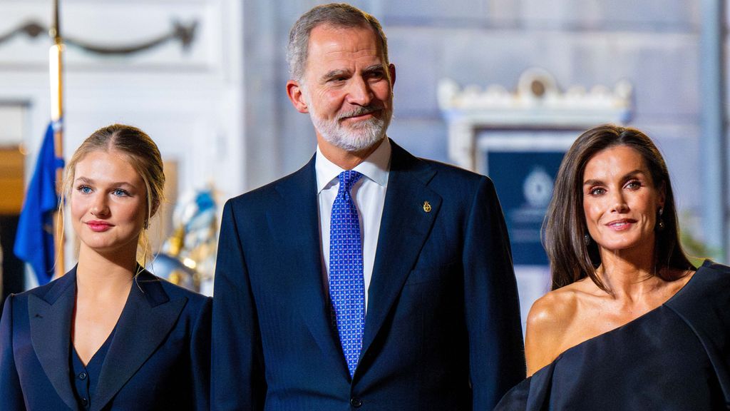 La princesa Leonor y los reyes Felipe y Letizia el pasado 25 de octubre en los Premios Princesa de Asturias 2024.