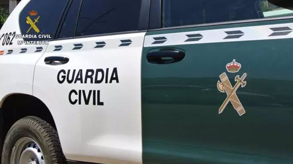 Un vehículo de la Guardia Civil