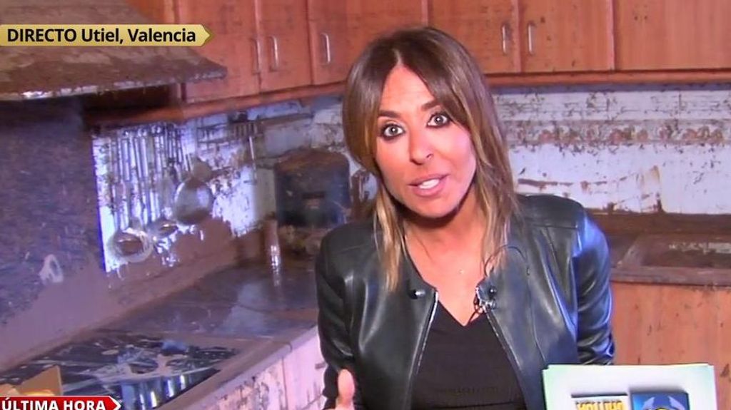 Ana Terradillos, desde Utiel, Valencia: "Es la imagen del apocalipsis. Una localidad arrasada por el barro"