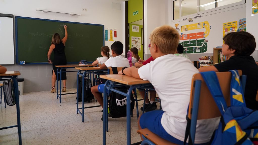 De las 76 vacantes que quedan en Santiago de Compostela, un total de 20 afectan a colegios de Educación Infantil y Primaria