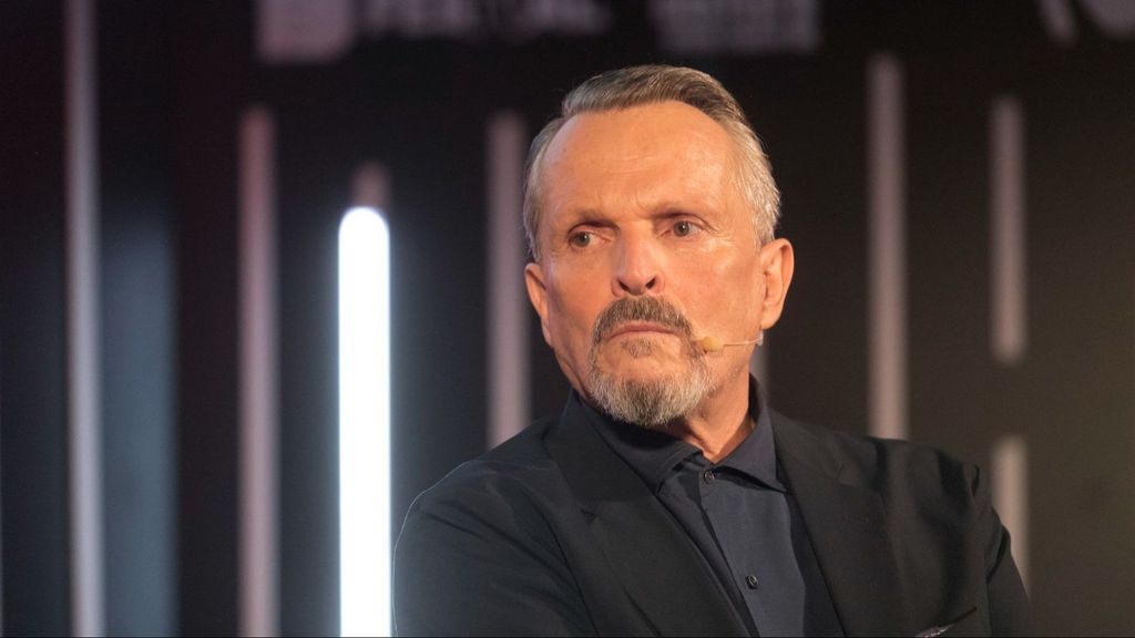 El cantante Miguel Bosé