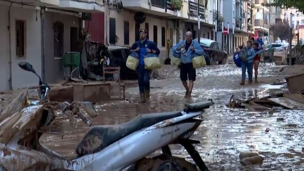 El pánico vivido por los vecinos afectados por la DANA: "Parecía que vivíamos en un río cabreado"