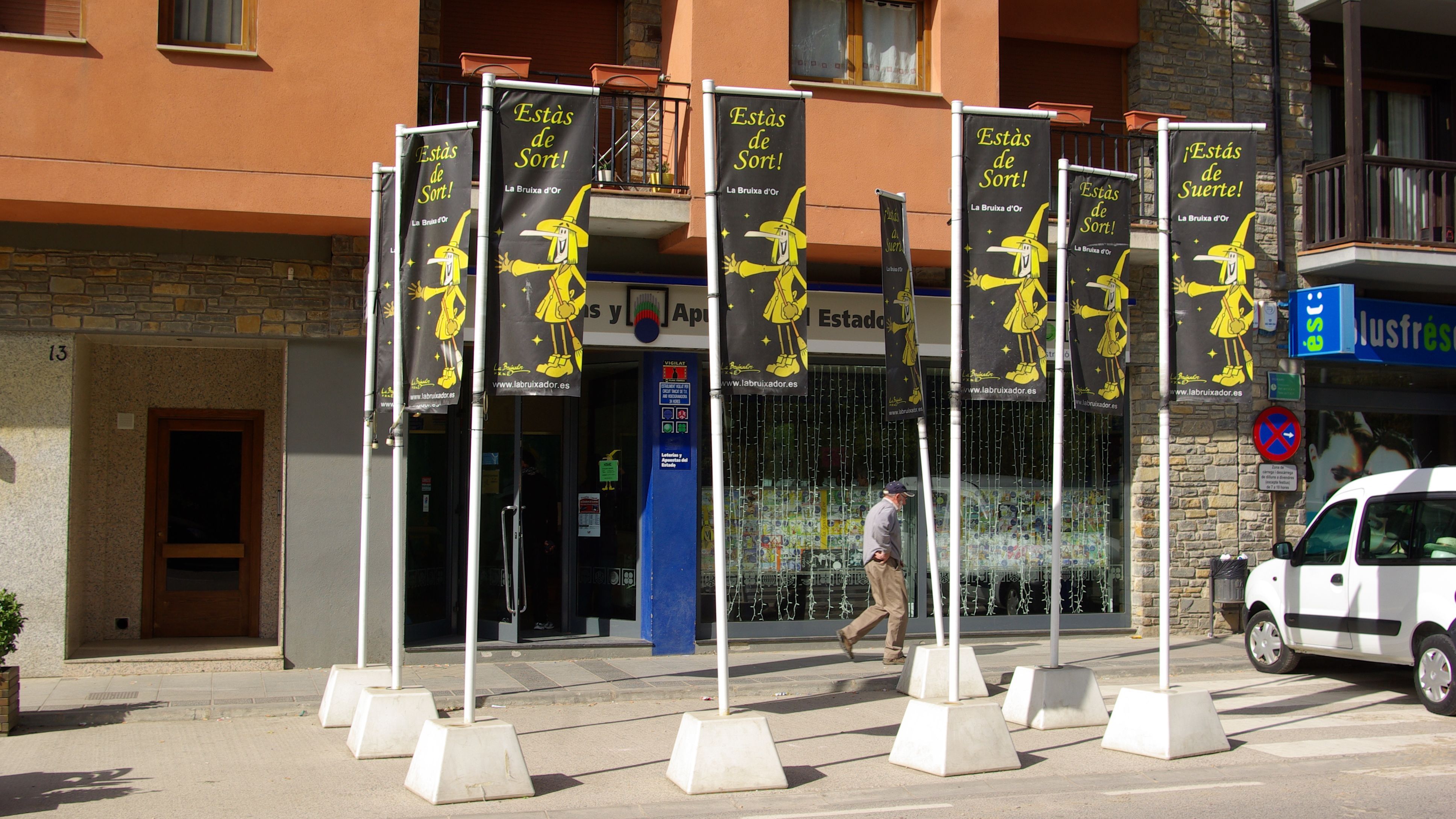 La Bruja de Oro en Sort