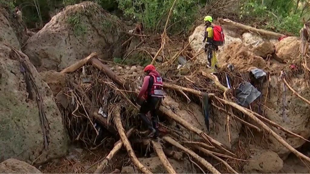 Siguen las labores de rescate por los desaparecidos en la DANA: se prioriza la búsqueda en sótanos y garajes