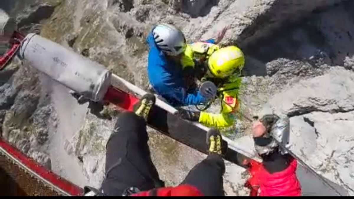 Un montañero fallecido y otro rescatado ileso en el Macizo de Ándara, en Picos de Europa