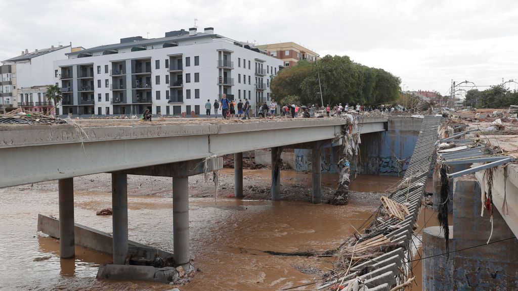 El destrozo de la DANA en las infraestructuras de Valencia tardará semanas o meses en solventarse