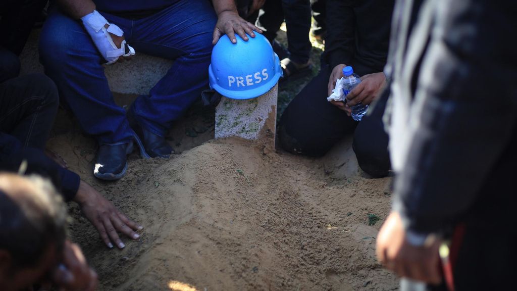 Israel bombardea la casa donde vivían varios periodistas en Líbano: hay tres muertos