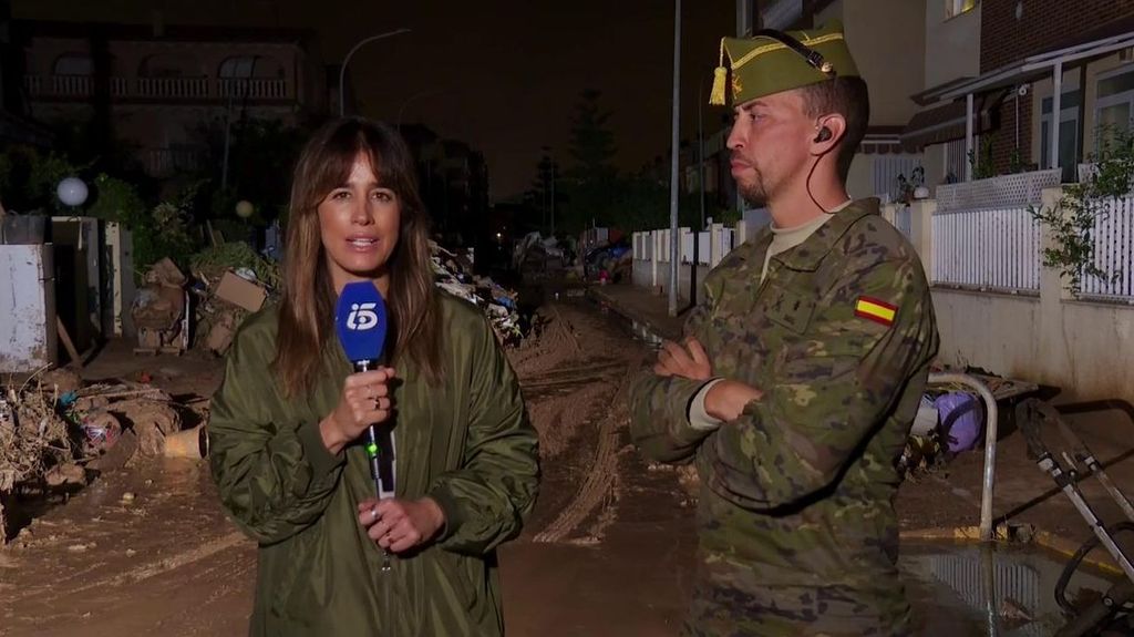 Nacho Dacal, comandante de la Legión, en Paiporta: “Una mujer nos pidió desalojar el cementerio para poder enterrar a su madre”