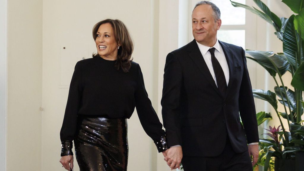 Kamala Harris y su marido, Douglas Emhoff, en una imagen de archivo.