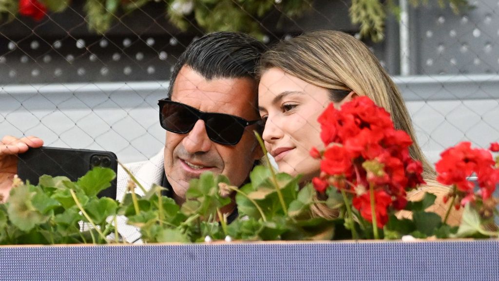 Luis Figo con su hija Martina.