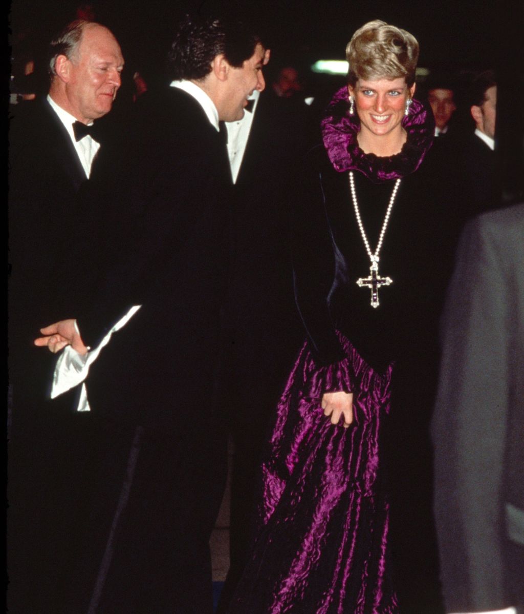 La princesa Diana en la gala benéfica Birthright de 1987