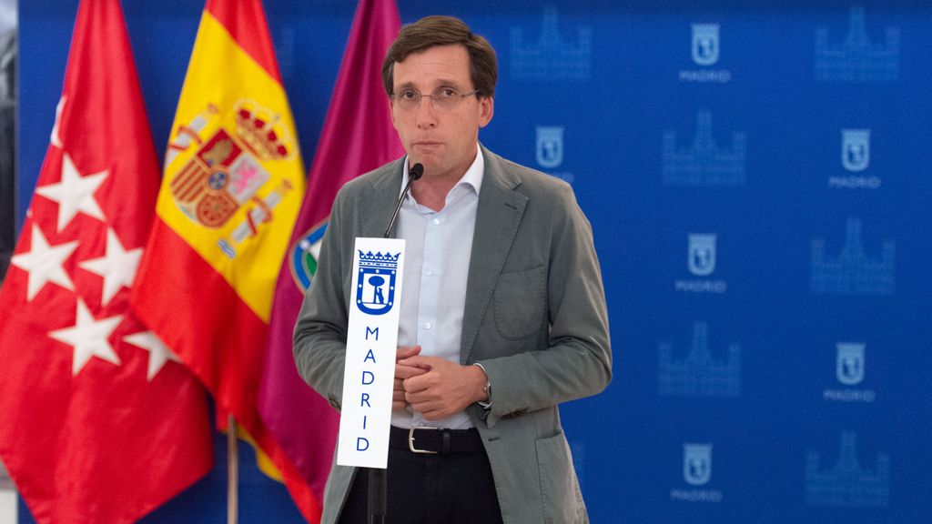 Almeida, durante un acto municipal en una foto de archivo