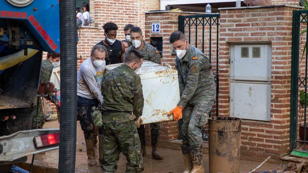 Efectivos trabajan en las zonas afectadas por la DANA