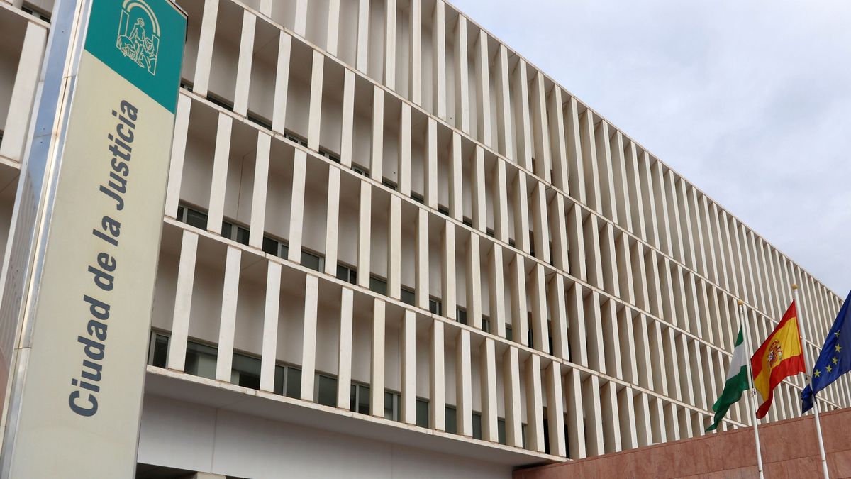 Fachada principal de la Ciudad de la Justicia de Málaga