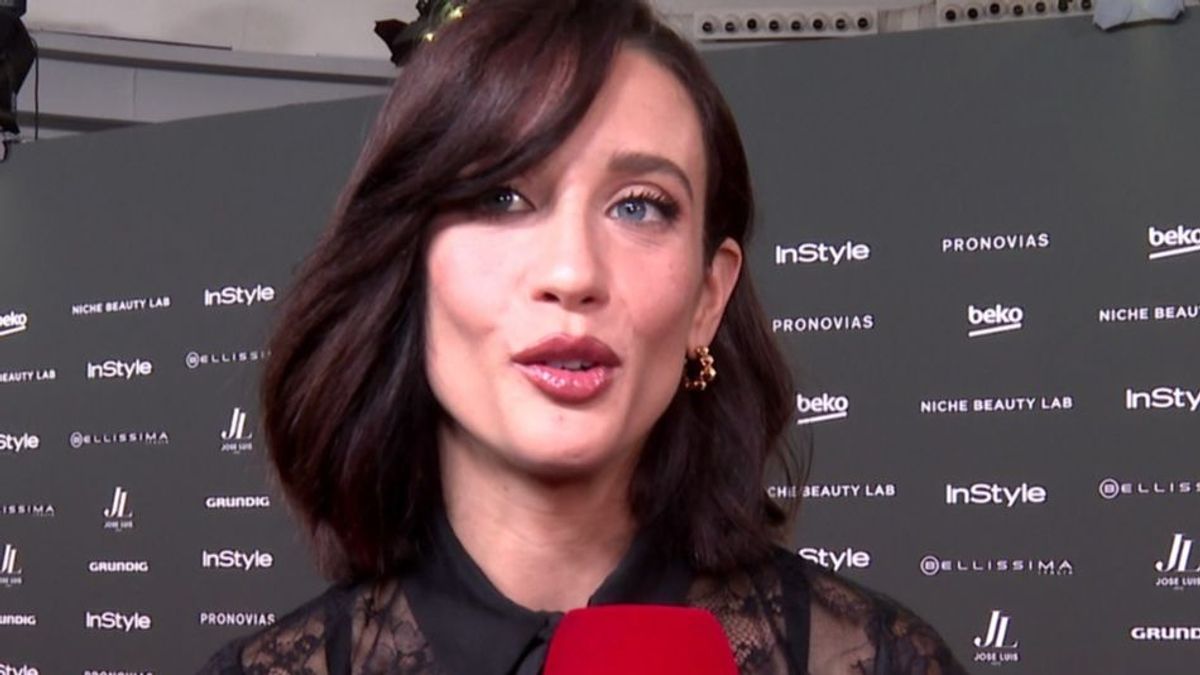 María Pedraza en la alfombra roja de Instyle