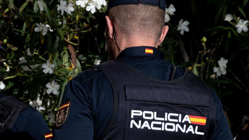 El Jefe de Delitos Económicos de la Policía Nacional en Madrid ha sido detenido por tener 20 millones de euros emparedados en su casa