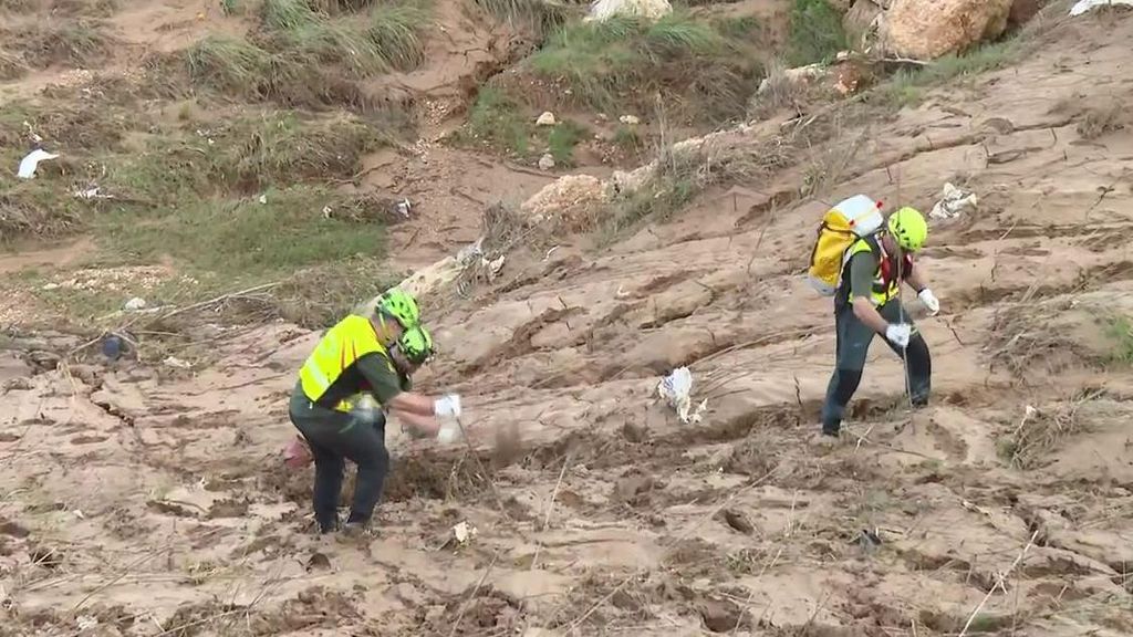 La Guardia Civil de Valencia ha hallado el cuerpo sin vida de un niño de cinco años en Loriguilla, Valencia.