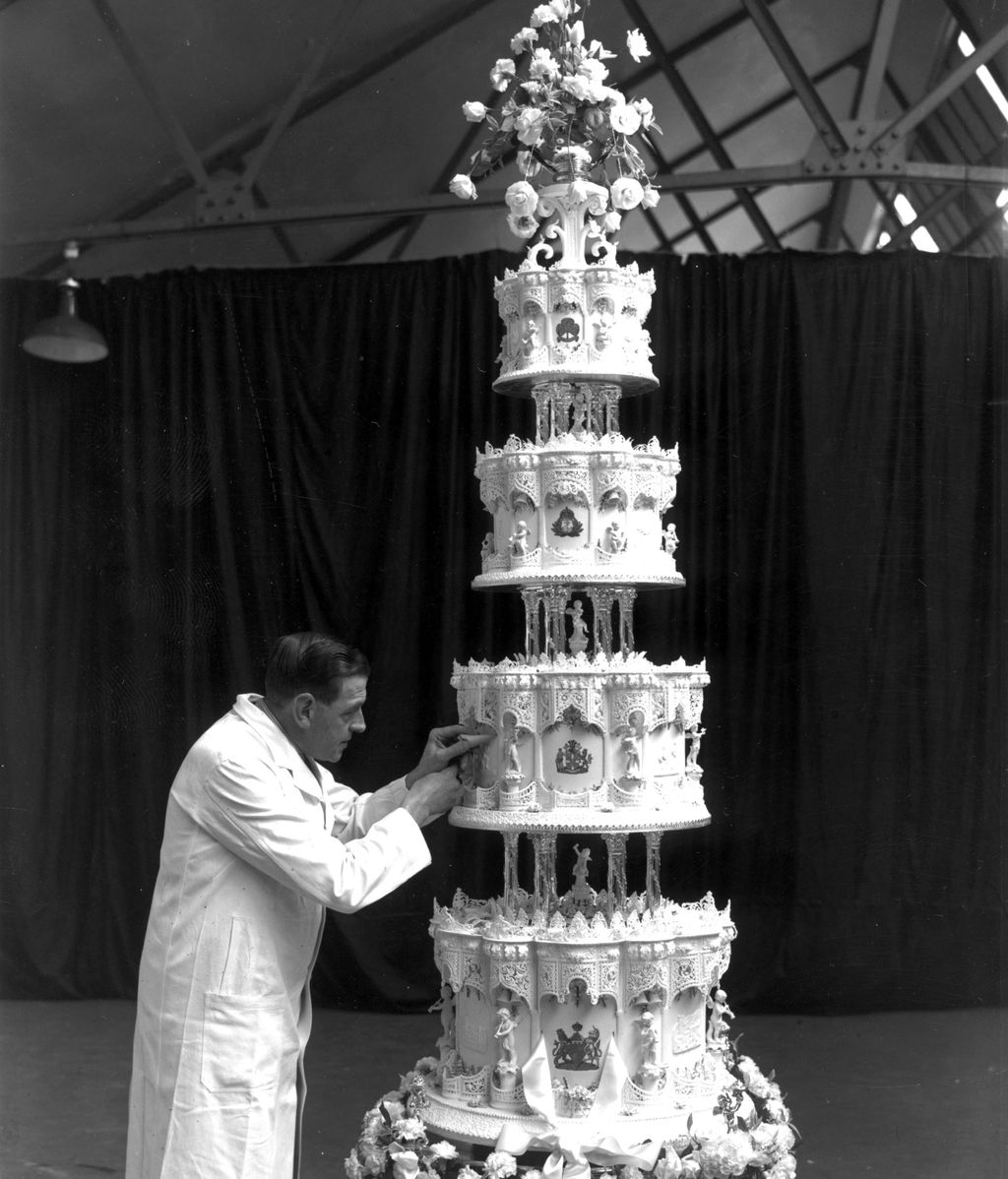 La tarta nupcial de la boda de Isabel II con Felipe en 1947