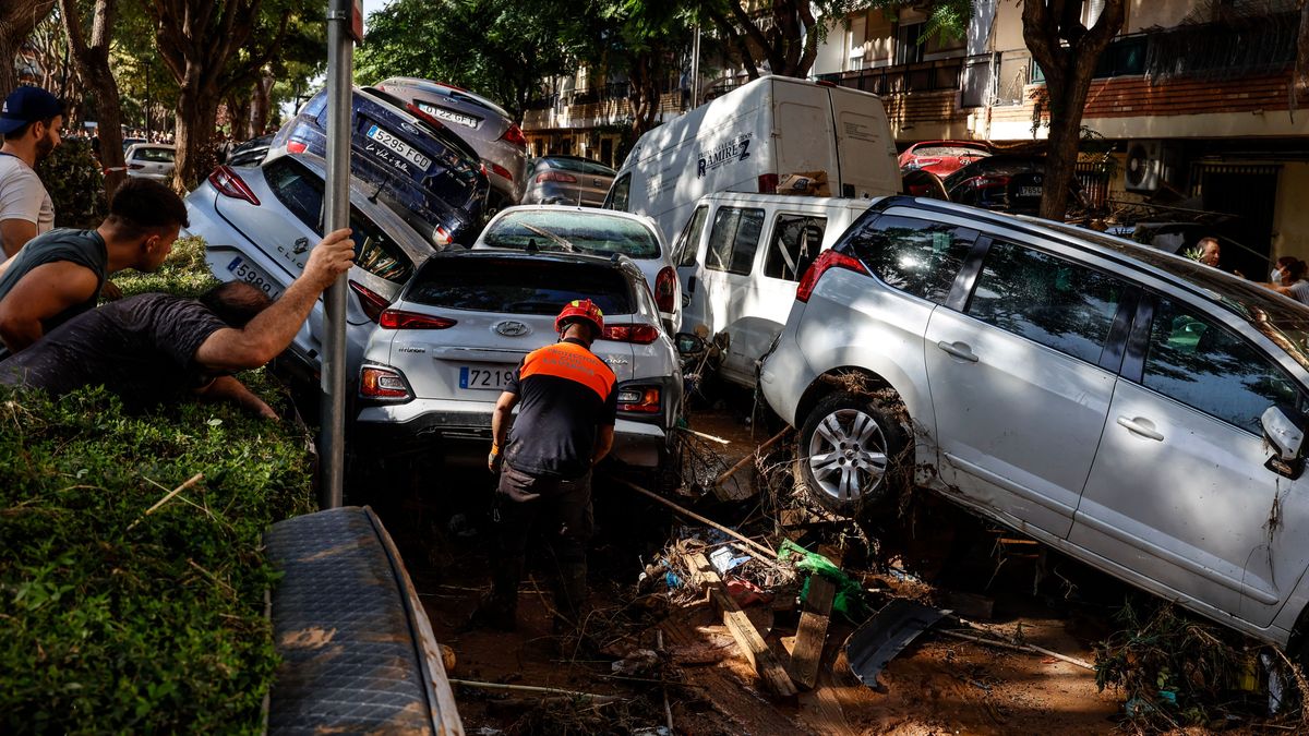 Los coches fueron "armas arrojadizas" en la DANA en Valencia, según los técnicos que evalúan la tragedia