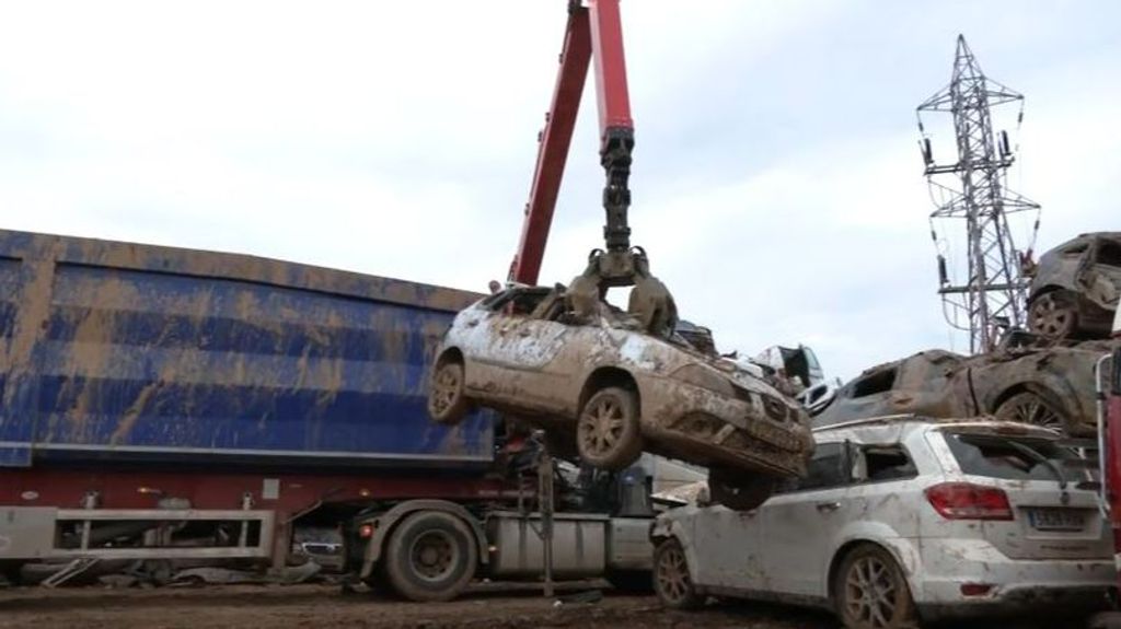 La preocupación de muchos ciudadanos afectados por la DANA de Valencia: tan solo recibirán 500 euros por su coche dañado