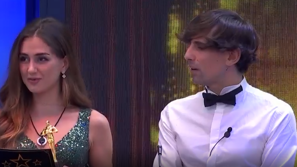 Maica y Óscar, presentadores de la gala