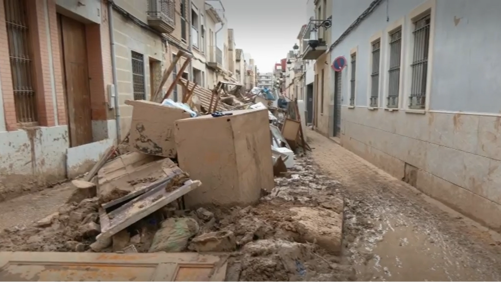 Paiporta, once días después de la catástrofe: preocupan los bichos y roedores en las calles anegadas