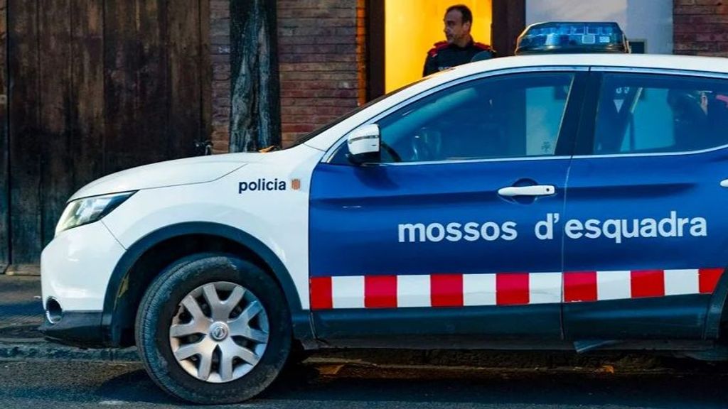 Un conductor pierde el control de su coche y atropella a nueve personas en Barcelona