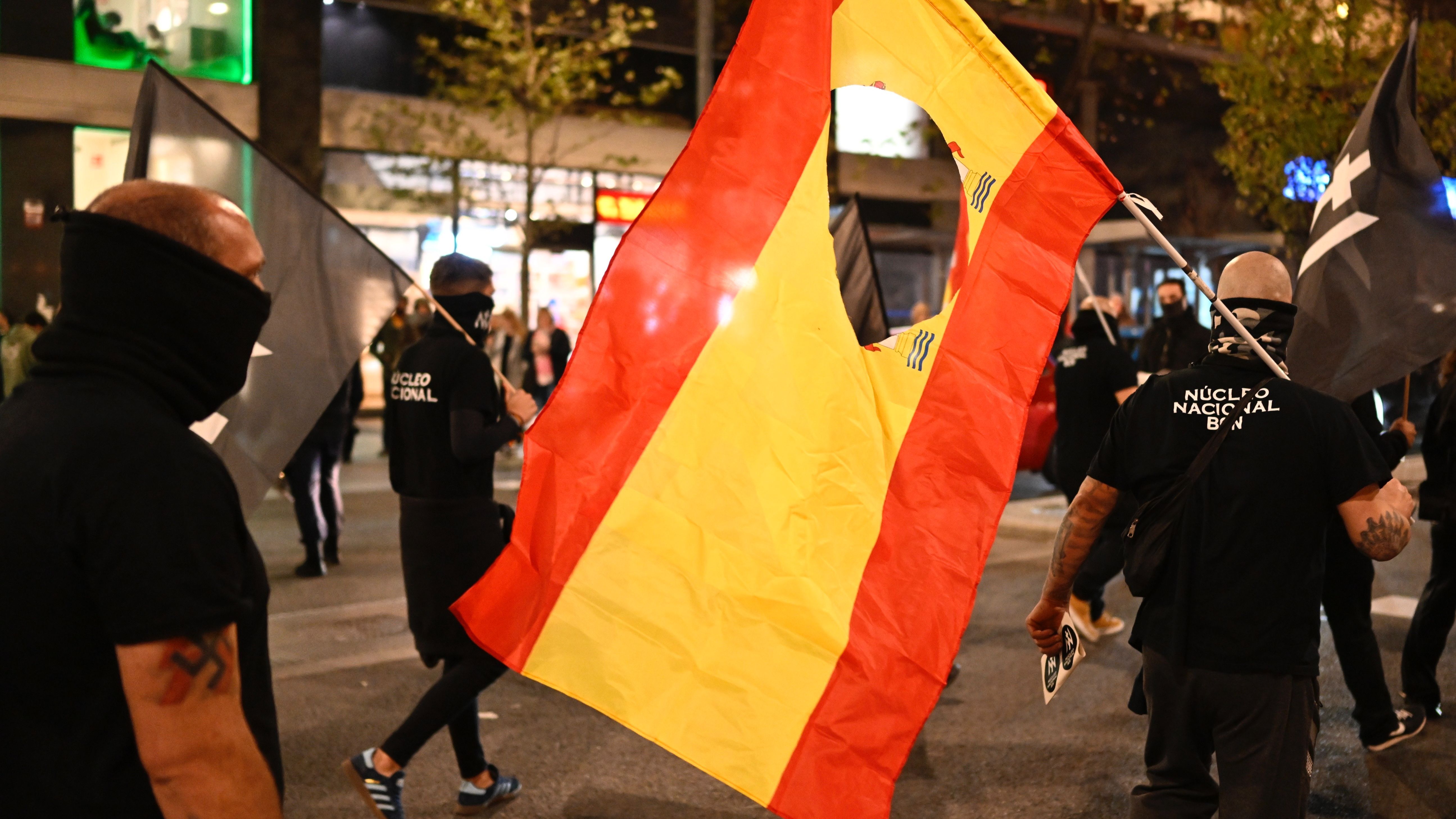 Dos detenidos y cargas policiales en el aniversario de las protestas en ...