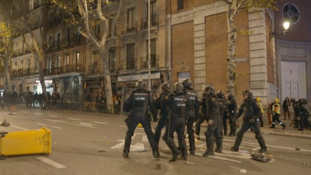 Dos detenidos y cargas policiales en el aniversario de las protestas de Ferraz en Madrid