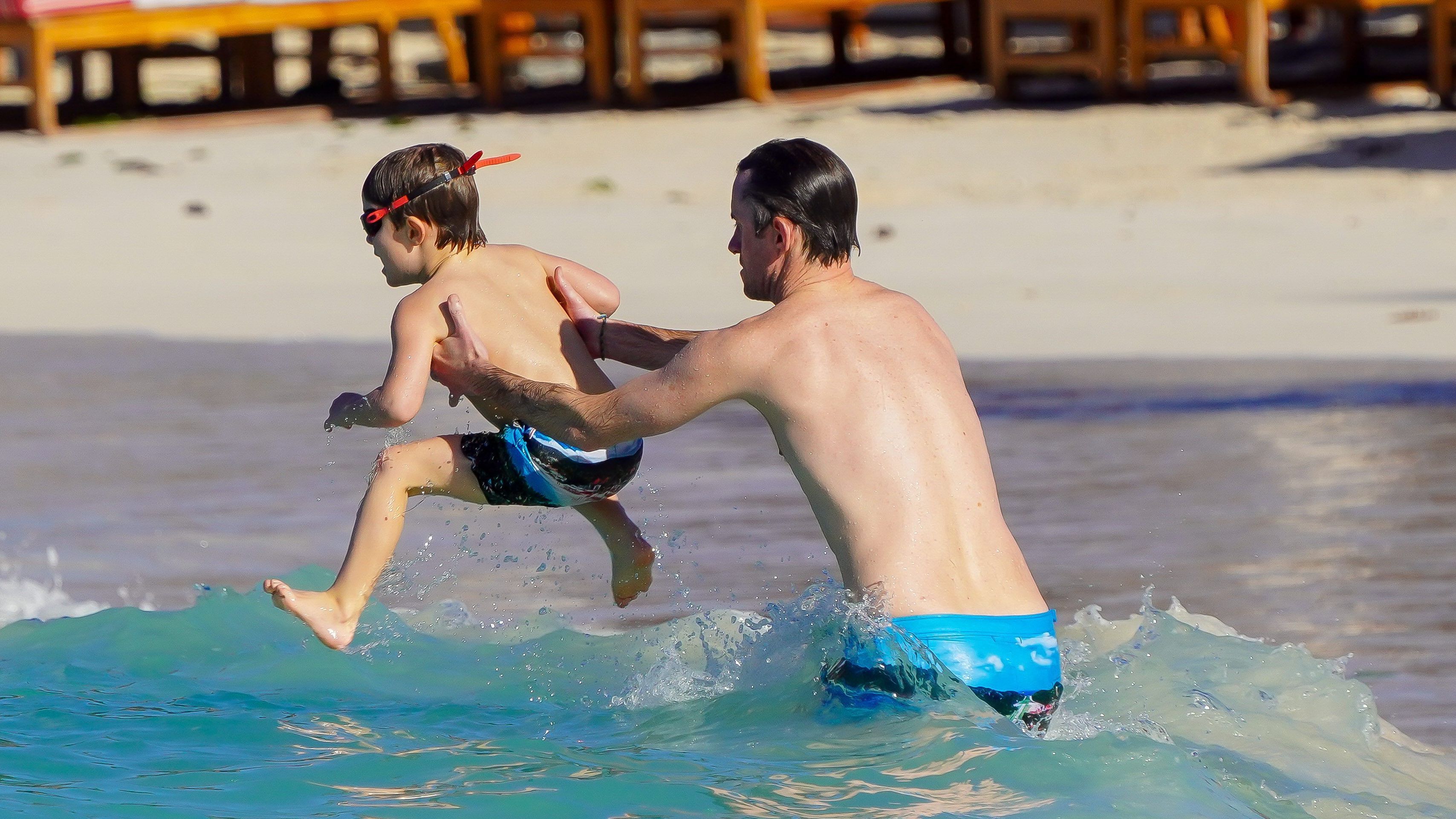 James Matthews y su hijo Arthur. FUENTE: Cordonpress