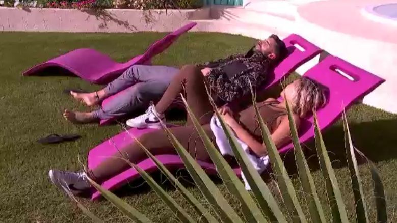 Edi y Violeta al sol