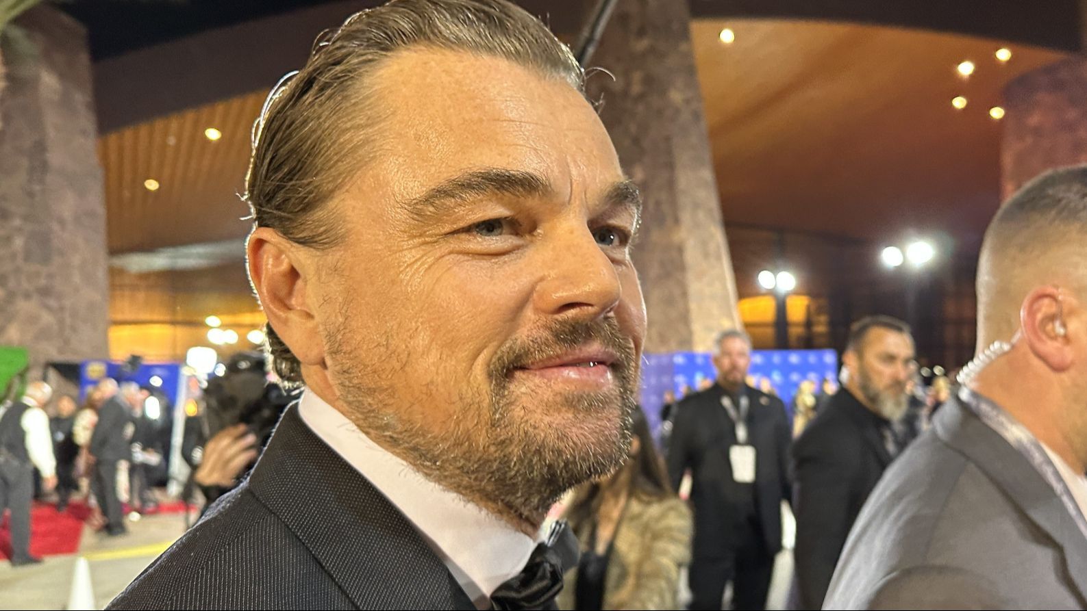 Leonardo Dicaprio cumple 50 años: su exitosa carrera, el maleficio de sus novias y muchos memes