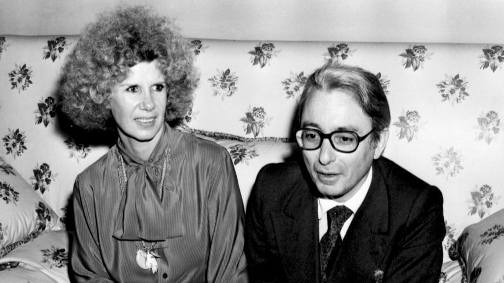 La duquesa de Alba con su segundo esposo, Jesús Aguirre, en 1978, el año en que se casaron