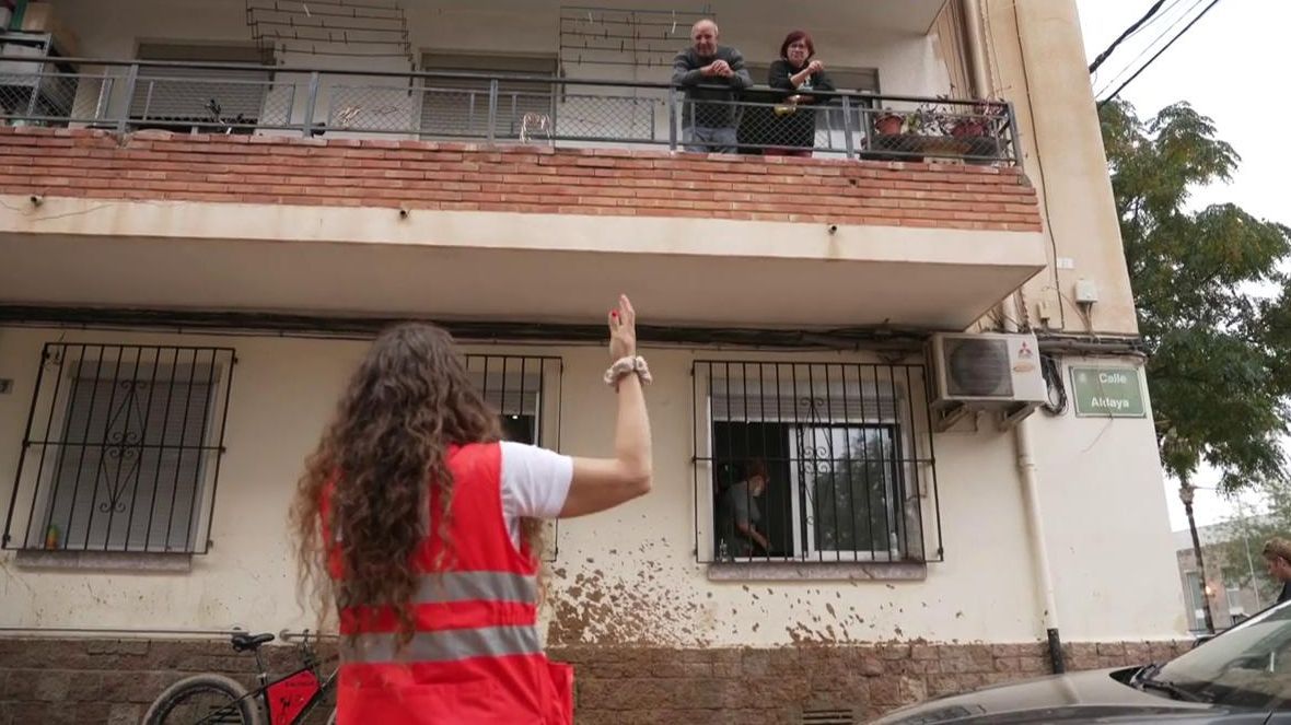 Los bulos sobre Cruz Roja con la DANA: les acusan de no actuar en Valencia a pesar de su labor sobre el terreno