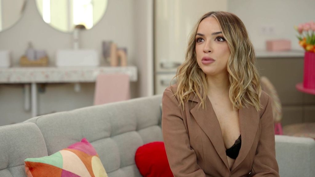 Un nuevo bombazo está a punto de desestabilizar el corazón de Lucía Un amor para Lucía Conexión Amor Temporada 1 Top Vídeos 19