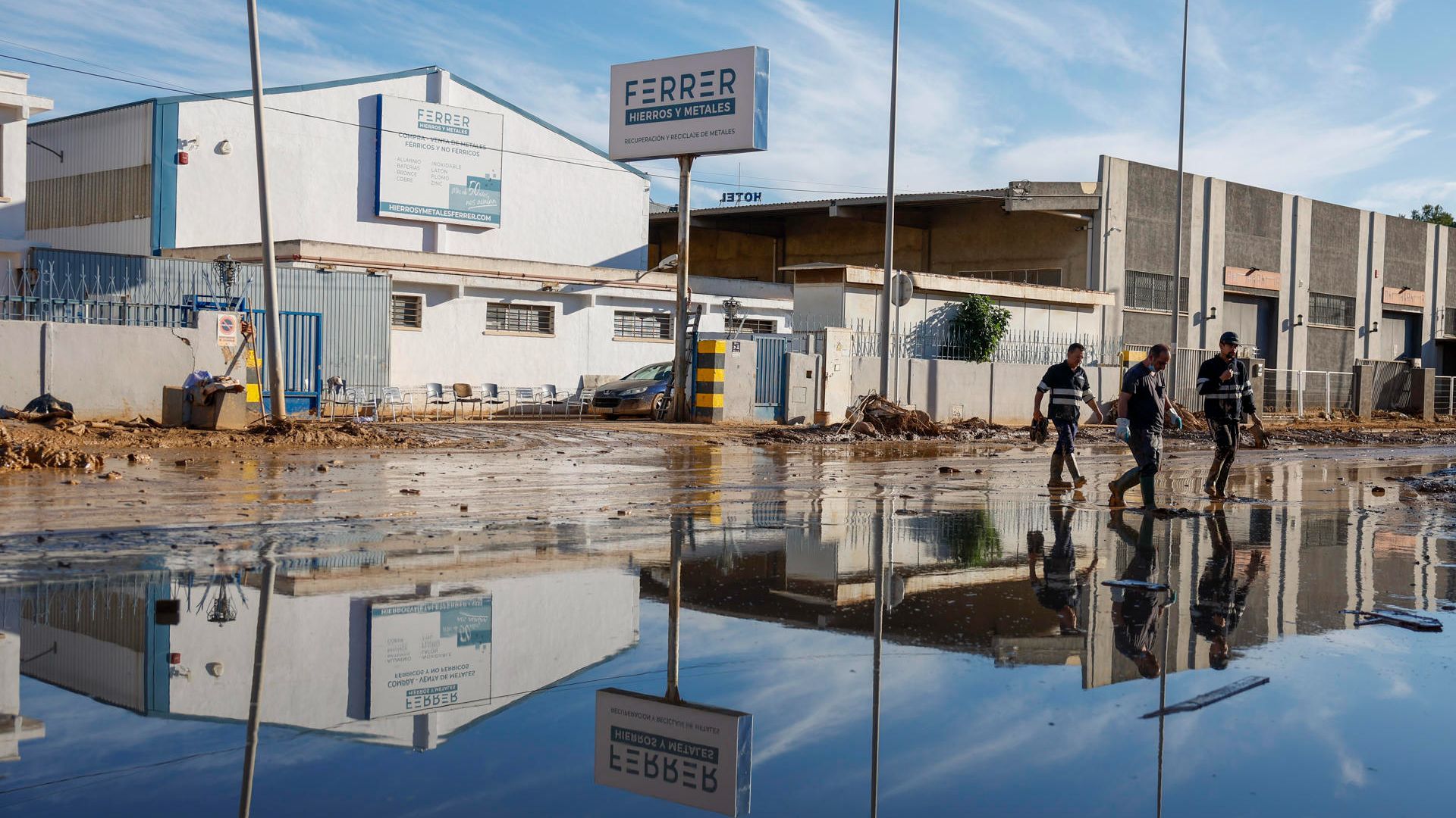 Reconstrucción de las zonas afectadas por la DANA: se necesitan 4.000 trabajadores del sector