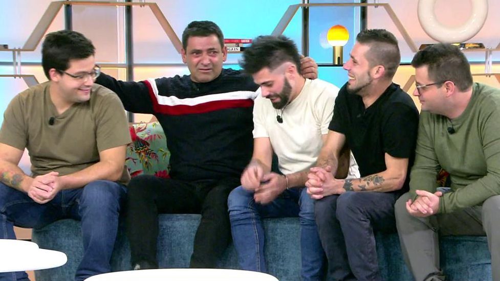 El reencuentro de Víctor Manuel con sus cuatro hijos