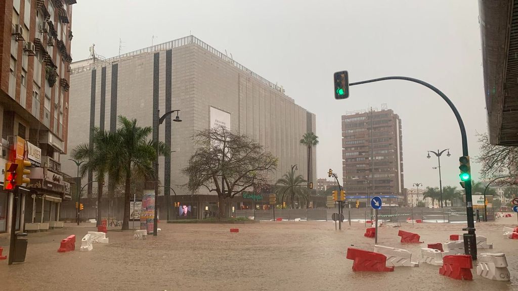 El centro de Málaga ha vuelto a inundarse como hace 35 años