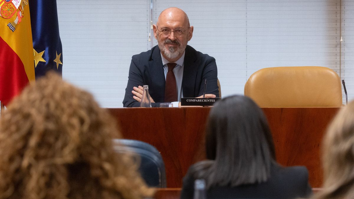 El rector de la Universidad Complutense de Madrid, Joaquín Goyache en la Asamblea de Madrid