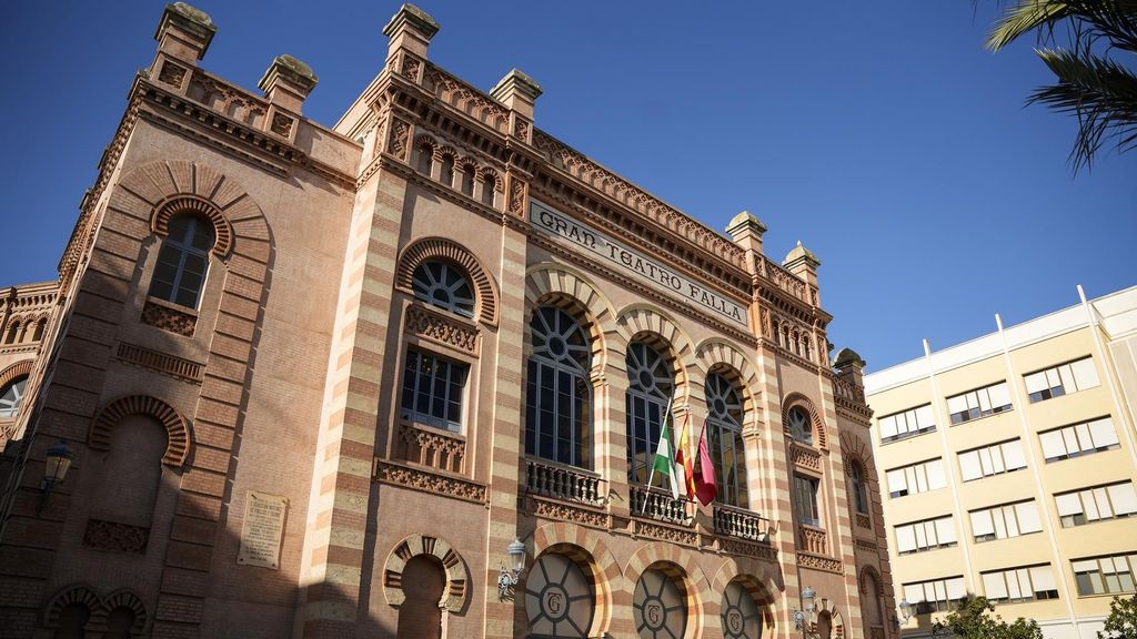 Fachada principal del Gran Teatro Falla de Cádiz