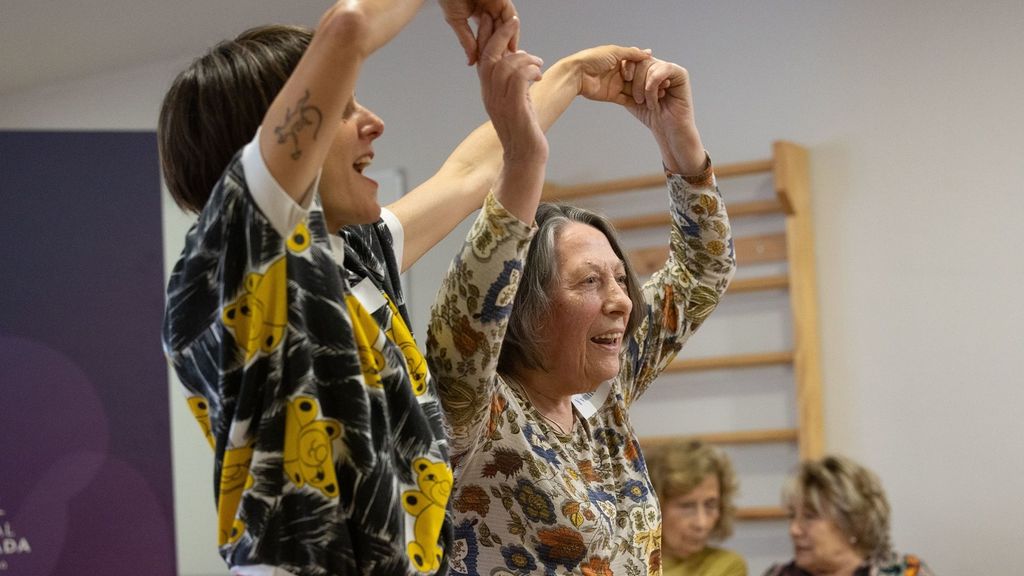 Los talleres de danza Dit-Dit con usuarios de Ace Alzheimer han conseguido mejoras emocionales y físicas.