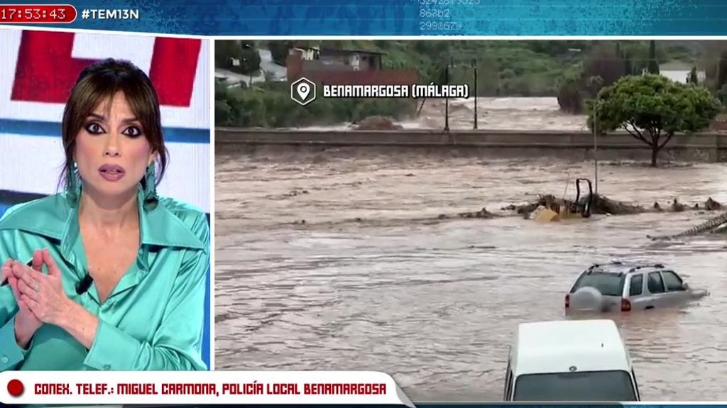 Un policía local de Benamargosa, Málaga, donde el río ha rebasado: ''Lo peor se espera para esta noche y estamos desbordados''