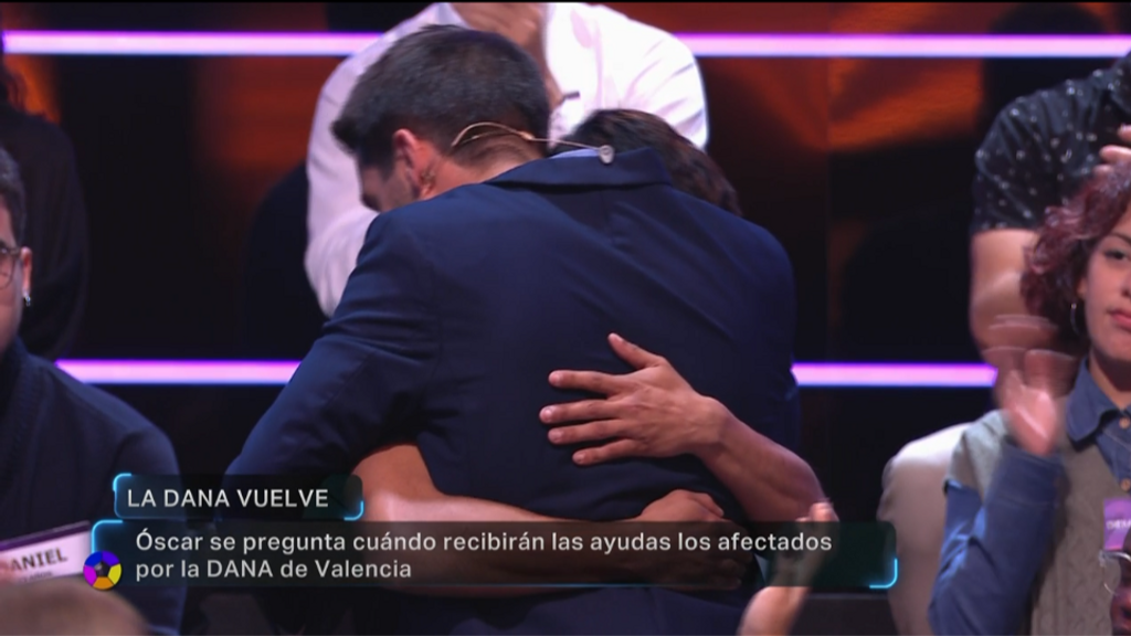 El abrazo de Fabián a Óscar en 'Demos: el gran sondeo'