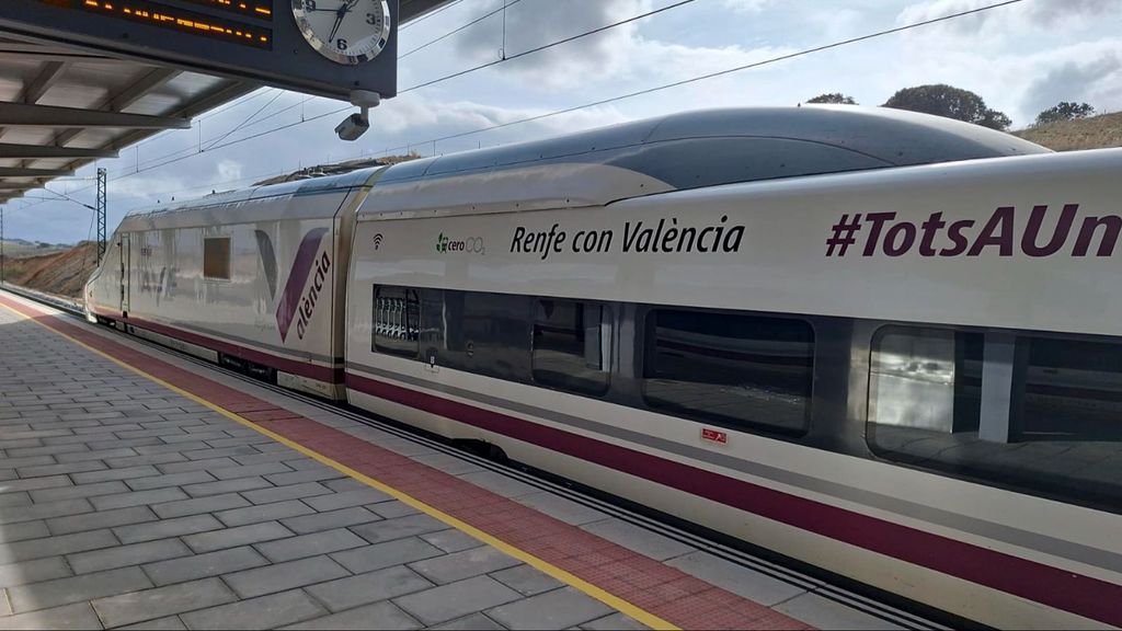 Málaga y Valencia reabren las comunicaciones: el AVE vuelve a funcionar tras el paso de la DANA