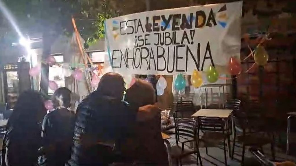 Momento de la despedida de Juan Barragán