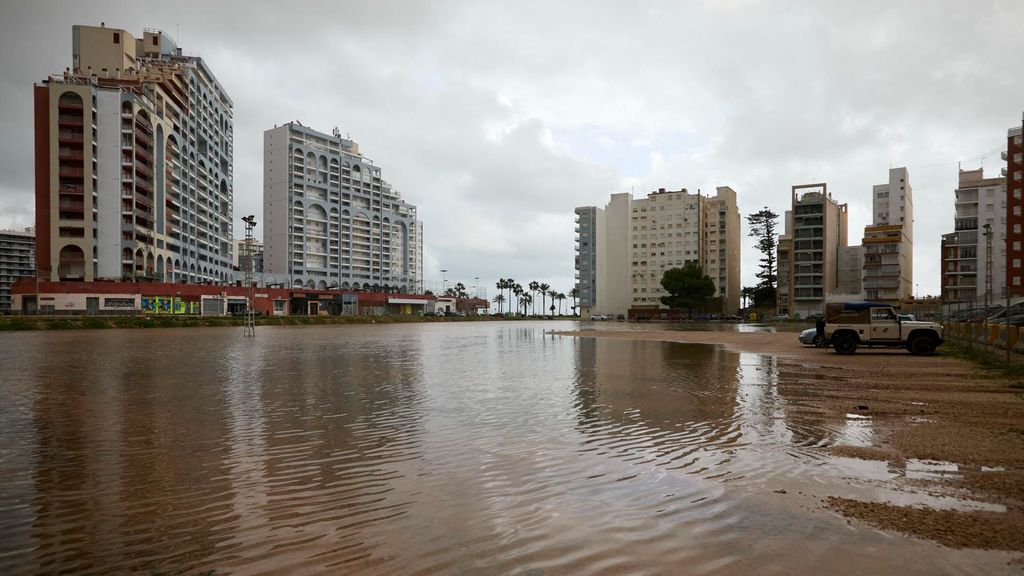 Valencia se libra de la peor parte de la nueva DANA: las lluvias provocan inundaciones en Cullera