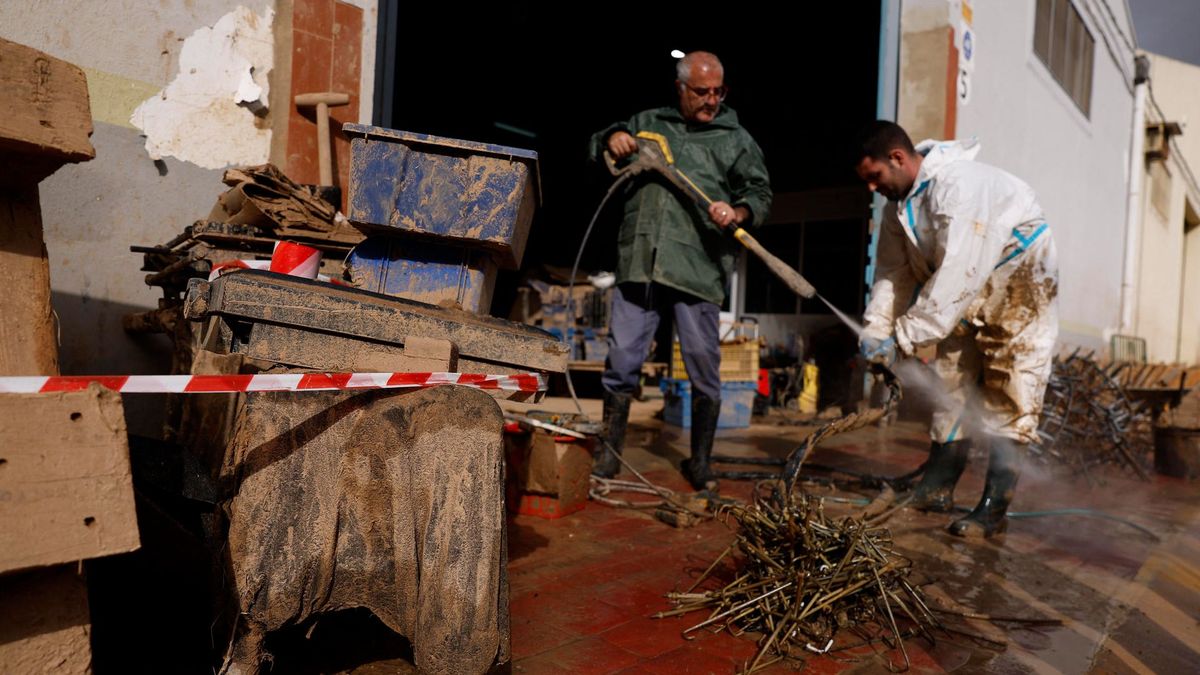 Continúan los trabajos de limpieza en Algemesí