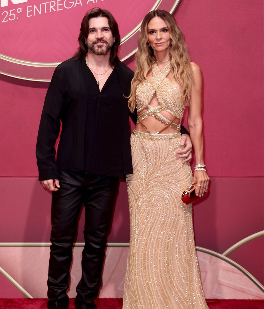 Juanes y Karen Martínez